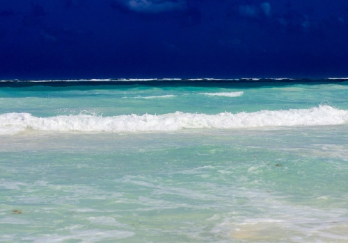 Gdzie na rajskie wakacje 2026? Najpiękniejsza plaża na świecie wybrana!