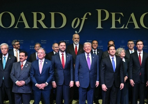 Pierwsze spotkanie Rady Pokoju. 