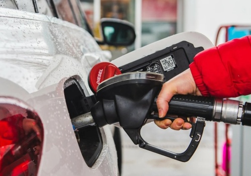 Paliwo znów drożeje. Benzyna i diesel coraz bliżej 6 zł za litr