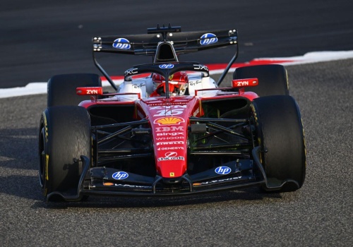 Dwie innowacje w Ferrari SF-26 na finałowych testach w Bahrajnie