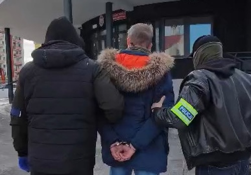 70-latek raniony nożem w windzie. Niebezpieczne wydarzenie na bydgoskim Szwederowie