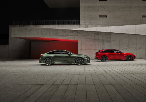 Koniec z kompromisami. Nowe Audi RS 5 to 639-konna hybryda z inżynieryjnego kosmosu