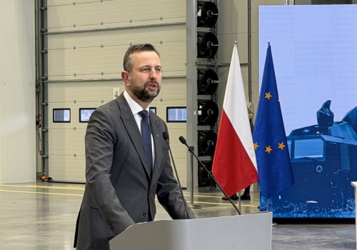 Szef MON: nie boję się o sojusz transatlantycki