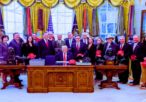 Trump i Kongres tworzą prawne podstawy do kontynuacji współpracy między Stanami Zjednoczonymi a WHO — pomimo formalnego wycofania się