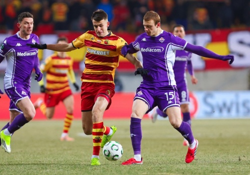 Jagiellonia postawiła się do przerwy. Później dostała bolesną lekcję