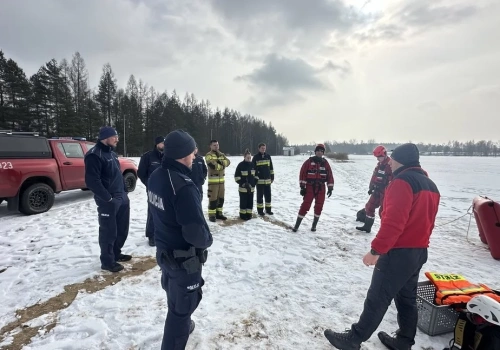 Szkolenie służb nad Zalewem Sosina