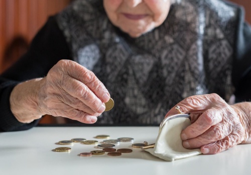 Tylko 50 zł więcej dla seniorów? Złe wieści