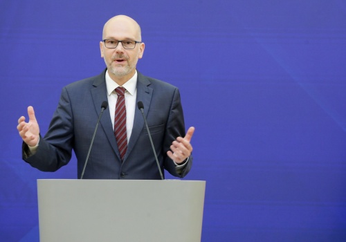 Rusza deregulacja 2.0: Rząd zapowiada systemowe zmiany w podatkach i sądach