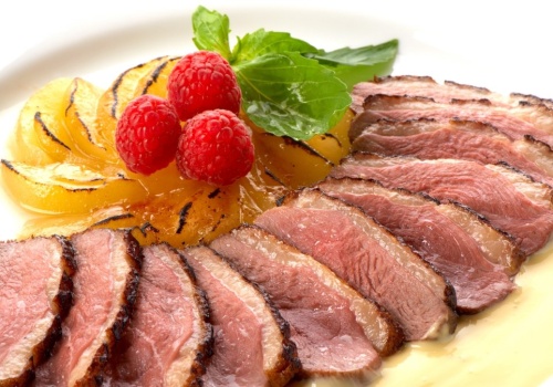 ​Pierś z kaczki po chińsku według Karoliny Stolarskiej-Bigos. Szybki przepis na weekendowy hit w kuchni