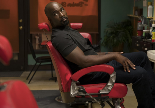 Mike Colter potwierdza plotki. Aktor negocjuje powrót do roli Luke'a Cage'a