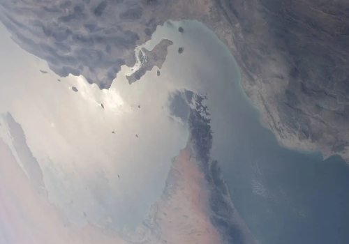 Chińskie satelity pomagają Iranowi w śledzeniu US Navy