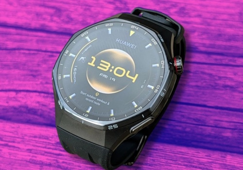Płatności wracają na zegarki Huawei. Znamy nowego operatora