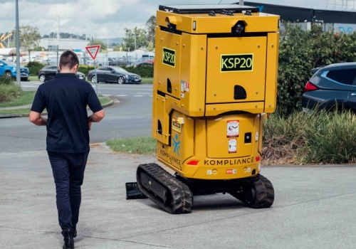 Myślisz, że to zwykła koparka? To lepiej zdejmij nogę z gazu…