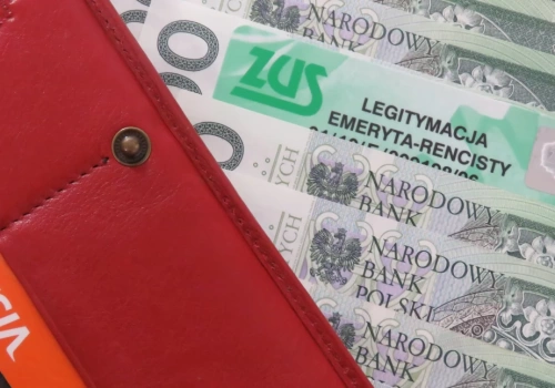 ZUS informuje: Wyższe limity dla dorabiających wcześniejszych emerytów i rencistów