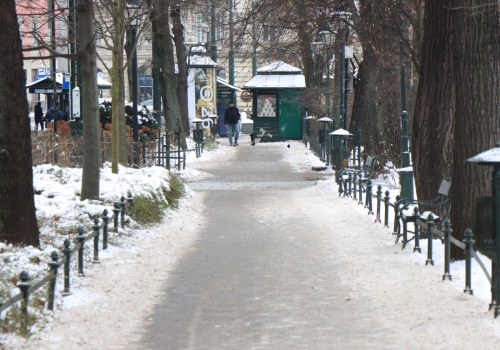 Kraków. IMGW wydał ostrzeżenie. W nocy nawet -16 stopni