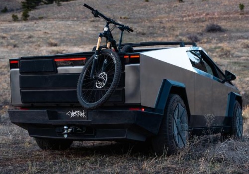 Tesla tnie ceny Cybertrucka. Nowy model za 215 tysięcy złotych, choć znacznie uboższy