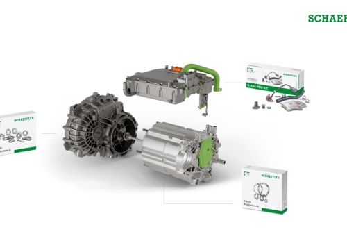 Nowe zestawy naprawcze dla pojazdów Stellantis z napędem elektrycznym od Schaeffler