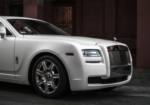 Rolls-Royce, McLaren i Aston Martin budują 