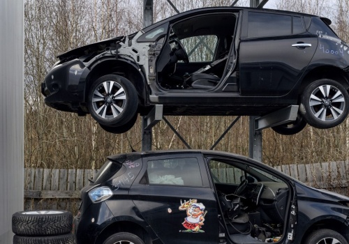 Nadchodzi wielka fala wycofanych z ruchu samochodów elektrycznych