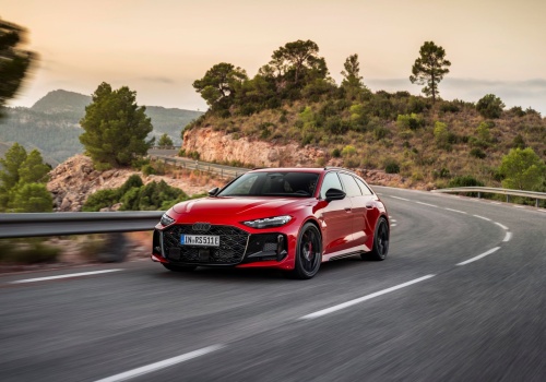 Audi RS 5 już nie musi być tylko na specjalną okazję