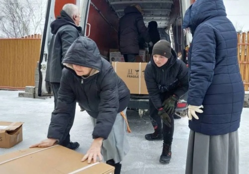 Tomasz Duklanowski i ks. Kancelarczyk pomagają w Charkowie. „Ludzie w domach mają minus trzy stopnie