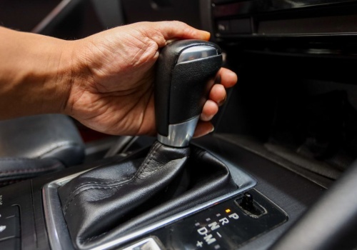 Stoisz na światłach i popełniasz błąd. Naprawa może kosztować kilka tysięcy złotych