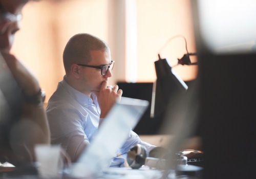 Mniej ofert dla programistów, więcej dla specjalistów. IT zmienia się na naszych oczach