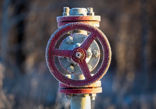 Rządy Węgier i Słowacji sięgają po rezerwy ropy. Szantaż wobec Ukrainy nie pomógł