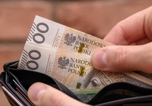 Kontrowersyjne świadczenie idzie w górę. Podwyżka od marca