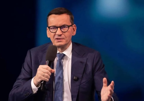 „Konglomerat środowisk połączony jednym celem”. Morawiecki o ostatnich tygodniach rządu