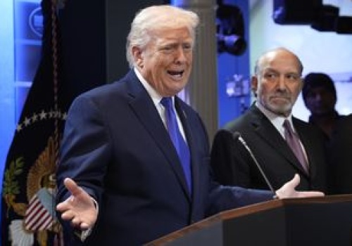 Działo się w nocy. Trump nakłada cła 