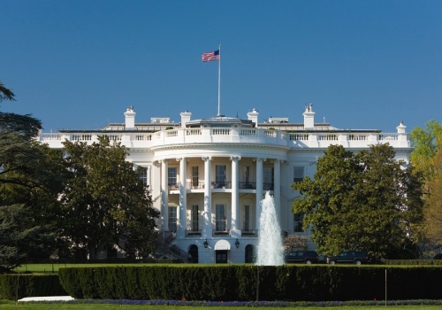 Koniec „uniwersalnej broni” Donalda Trumpa. Po wyroku sądu wzrośnie ryzyko sankcji i konfliktów.