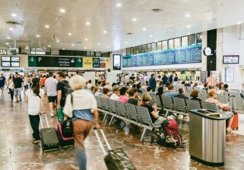 Skiplagging sposobem na tanie loty. Działa, ale linie odgryzają się spryciarzom