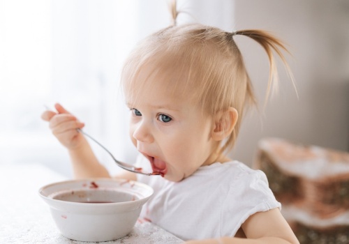 Mogą przyczynić się do niższego IQ dziecka. Naukowcy ostrzegają przed tymi produktami