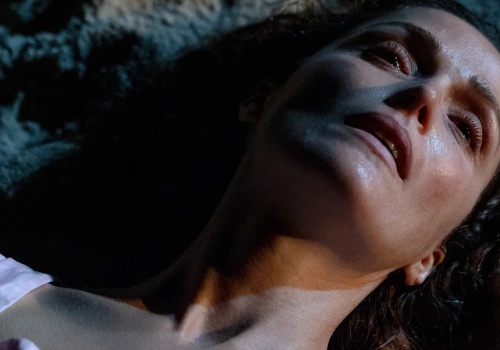 Bolesny portret macierzyństwa. Rose Byrne dla Onetu: matkom nie wolno okazywać rozczarowania