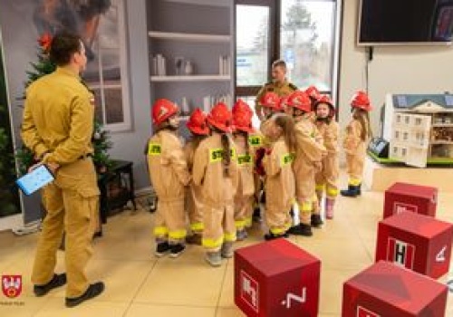 Piła: Strażacy podsumowali rok i otworzyli salkę 