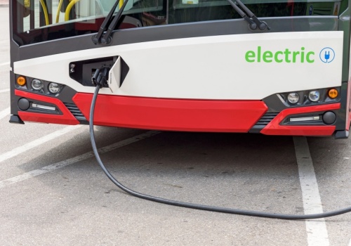 Przez mrozy autobusy elektryczne w Warszawie miały skrócone zasięgi