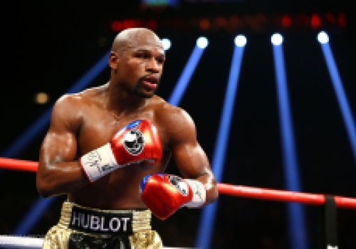Legenda boksu Floyd Mayweather powraca do zawodowego boksu po dziewięciu latach
