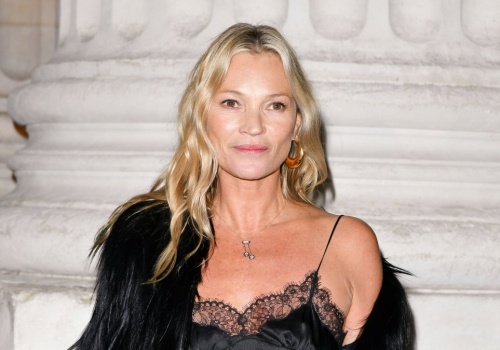 Kate Moss zachwyciła w dziewczęcych groszkach. Stylowa i z klasą