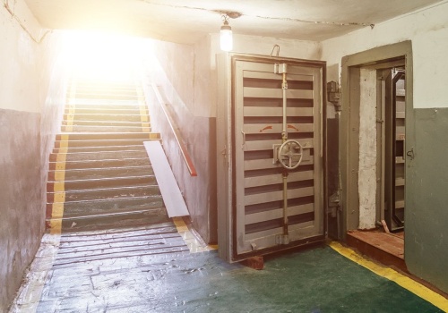 Mazowsze stawia na bezpieczeństwo. 320 mln zł na schrony i ukrycia