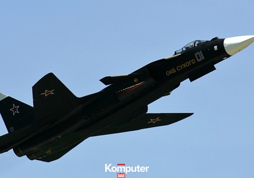 Su-47 to najdziwniejszy myśliwiec Rosji? Wygląda jakby 