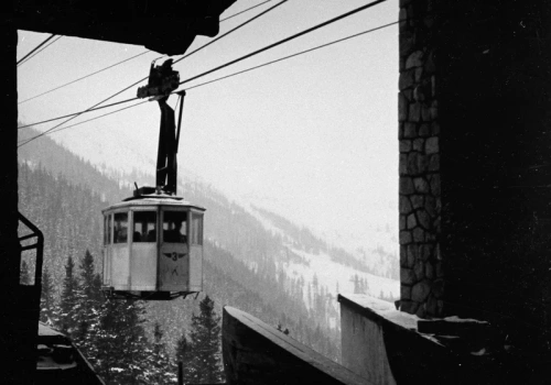 Symbol polskich Tatr. Czy kolej na Kasprowy pozostanie w polskich rękach?