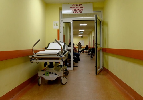 Szpitalom brakuje 8 mld zł. Dokładnie tyle wydano na Ukraińców