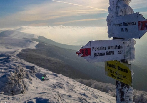 Wybierasz się w Bieszczady? Warunki na szlakach trudne przez zmianę temperatur