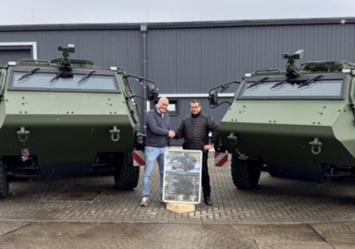 CAVS: Niemcy odebrały pierwsze transportery Patria 6×6