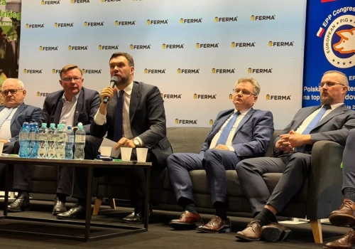 Wiceminister rolnictwa o dopłatach dla rolników: „Nie chcemy ich odbierać, tylko przekierować”