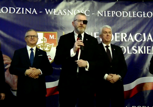 Konfederacja Korony Polskiej spotkała się z mieszkańcami Zamościa. Mówiono o strukturach, rolnictwie i nadchodzących wyborach