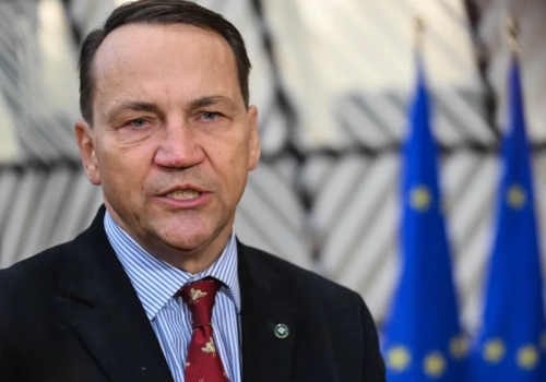 W obozie Tuska narasta nerwowość. Sikorski atakuje Kaczyńskiego i pyta o 