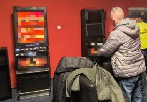 Hazard, gotówka i narkotyki. Służby zlikwidowały punkt gier