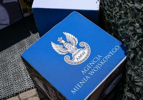 Przedziwny przetarg w państwowej spółce. Dymisja prezesa AMW 